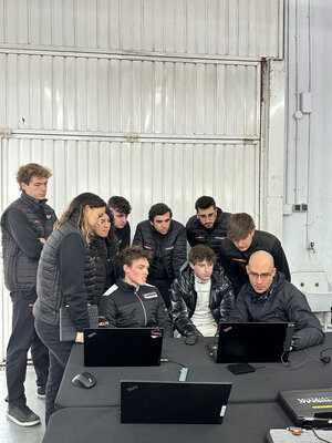 El alumnado en Motorsport pone en pr�ctica sus competencias en un entorno real de competici�n