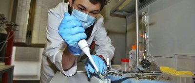 La UA desarrolla microchips para poder detectar el covid de forma �gil y econ�mica